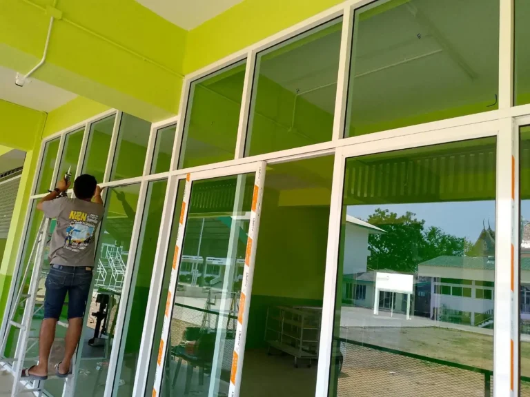 งานโครงหลังคาโรงรถ เมทัลชีท โครงเหล็กกล่อง