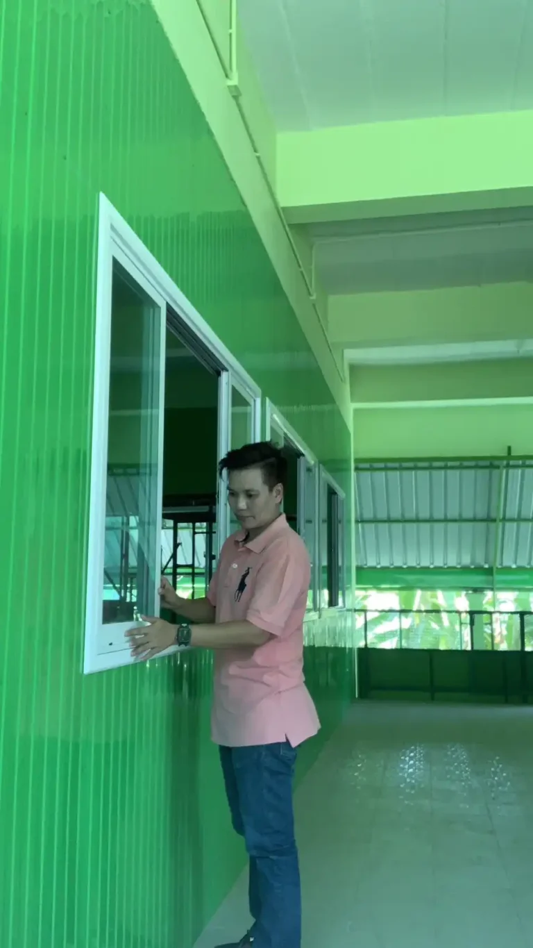ผลงานติดตั้งผ้าม่านลอน คอนโด